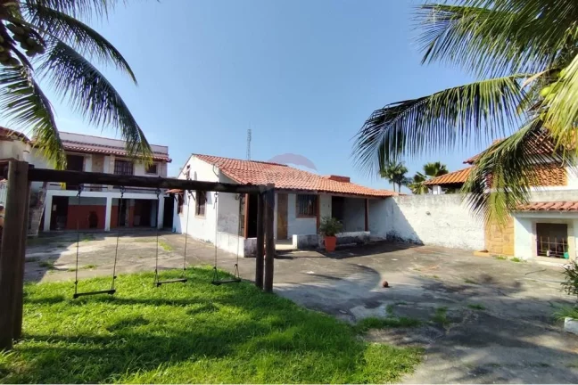 Imagem Ótima casa com 600m2 de terreno, Piscina, três quartos, sendo duas suítes no Jardim Atlântico Oeste, Itaipuaçu, Maricá