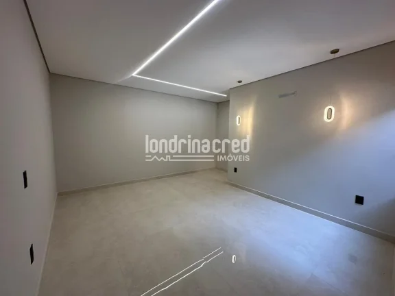 Imagem Excelente casa na Zona Sul de Londrina com 3 dormitórios, suíte, porcelanato, área gourmet com churrasqueira e duas vagas de garagem
