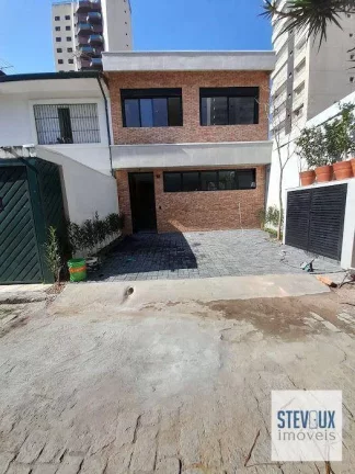 Imagem Casa de Vila reformada na Vila Olímpia