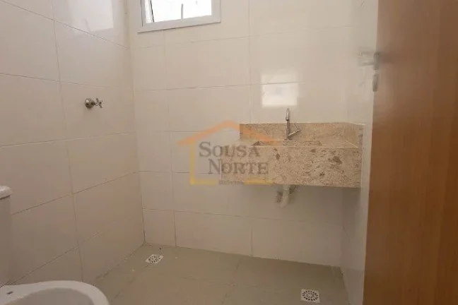 Imagem Apartamento aconchegante à venda na Água Fria, 2 dormitórios, 1 banheiro, cozinha com gabinete em...