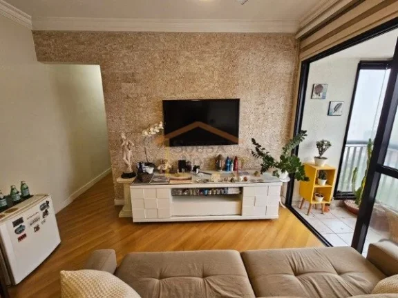 Imagem Apartamento com 2 dormitórios, sendo 1 suite, sala para dois ambientes, varanda, cozinha americana ...