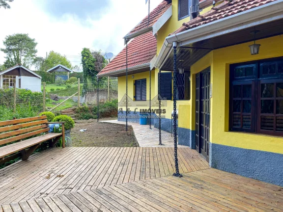 Imagem Casa à venda em Campos do Jordão - Belo imóvel com 3 dormitórios