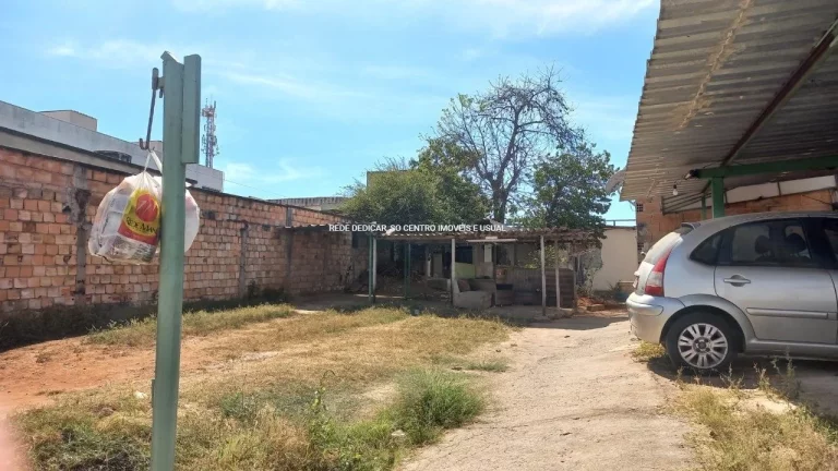 Imagem Excelente terreno à venda localizado na Rua Regina, Bairro Pedra Azul, em Contagem. Com área total...