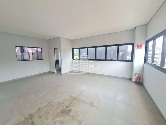 Imagem Galpão Industrial em Arujá

Condomínio Fechado

Área de terreno: 1.560 metros.

Área construíd...