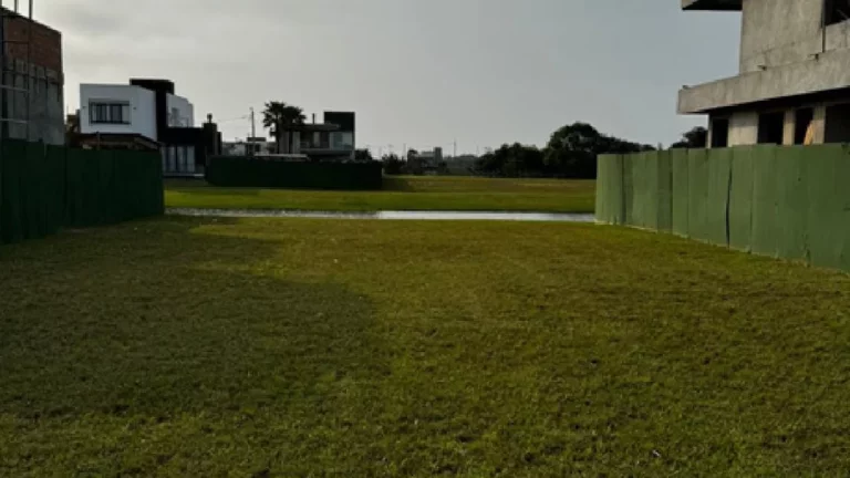Imagem Terreno em Condomínio à venda em Torres, Engenho Velho, 420m²