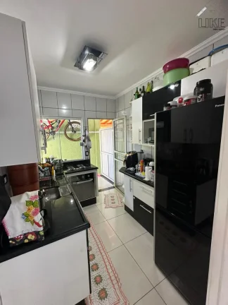 Imagem Casa de 3 Dormitórios com Suíte à Venda no Condomínio Residencial Esplanada Nobre, Jacareí