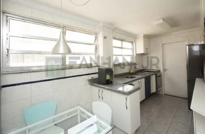 Imagem Apartamento de Alto Padrão para Locação em São Paulo-SP, Itaim Bibi: 3 Quartos, 1 Suíte, 3 Salas, 3 Banheiros, 1 Vaga de Garagem, 138m².