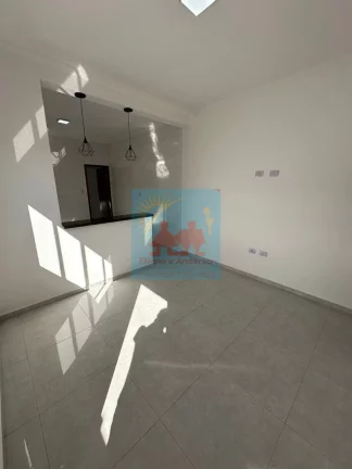 Imagem Casa à 900 metros da Praia da Plataforma em Mongaguá com piscina !