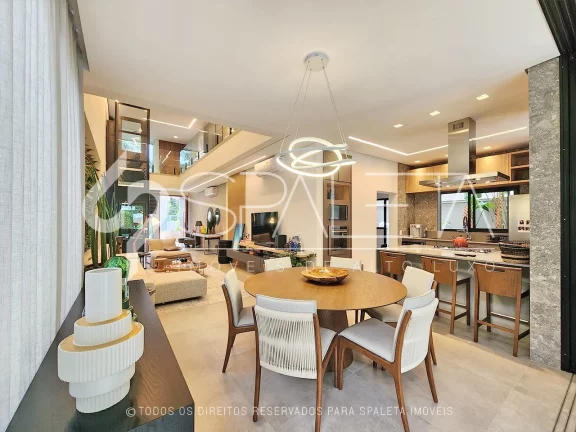 Imagem Magnífica residência totalmente mobiliada, decorada e com elevador à venda em Riviera de São Lourenço