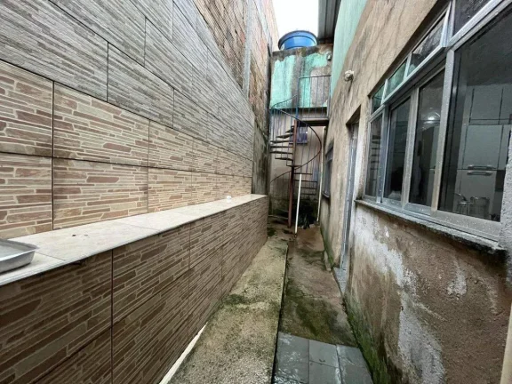 Imagem Oportunidade no Bairro Floresta – Casa com Estrutura para Ampliação!