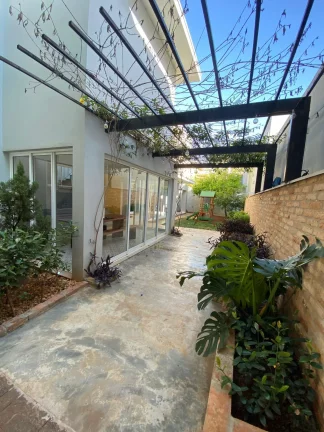 Imagem Belíssima Casa a venda no Bairro Colina Verde - Tatuí/SP.