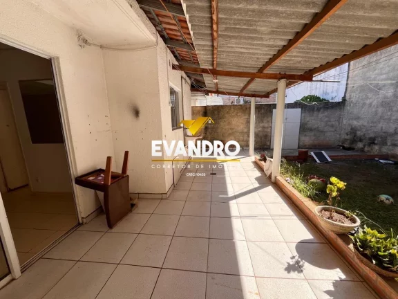 Imagem Casa em Condomínio para Venda em Cuiabá / MT no bairro Jardim Imperial