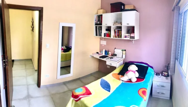 Imagem Sobrado Jd. Avelino - 200 m² - 4 Dormitórios - 2 Banheiros - Espaço Gourmet - 2 Vagas.