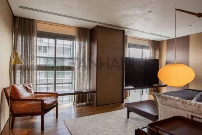 Imagem Cobertura à venda em São Paulo-SP, bairro Jardins: 4 quartos, 3 suítes, 6 salas, 5 banheiros, 5 vagas de garagem, 523m² de área.