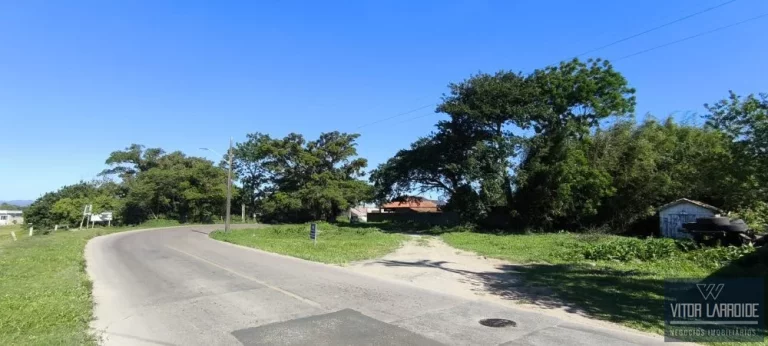 Imagem Terreno de Esquina à Venda no Bairro Passagem, Tubarão/SC