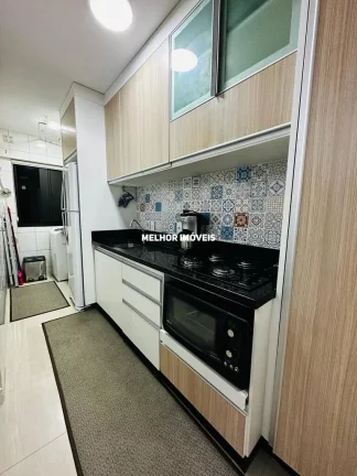 Imagem Apartamento á venda com 2 dormitórios e 1 vaga de Garagem no centro de Balneário Camboriú