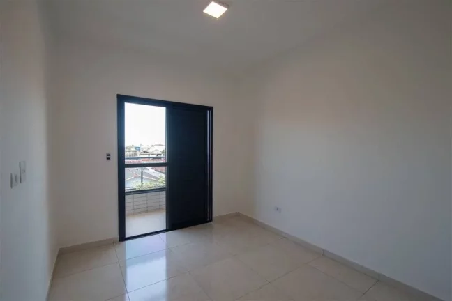 Imagem Casa à Venda em Jardim Melvi, Praia Grande - SP