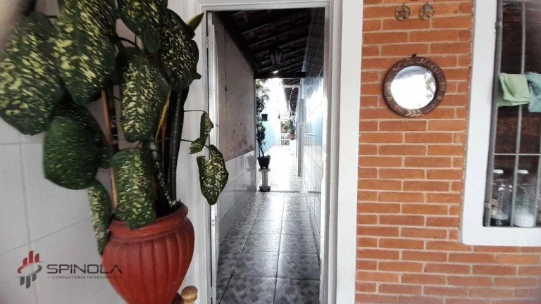 Imagem Casa com 2 dormitórios à venda, 67 m² por R$ 430.000,00 - Vila Caiçara - Praia Grande/SP