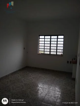 Imagem Sobrado com ponto comercial a venda em Tatuí SP