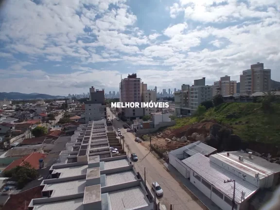 Imagem Apartamento com 02 Dormitórios à Venda em Camboriú - SC