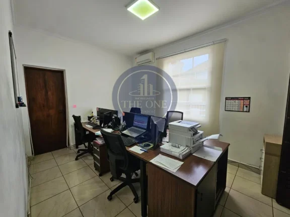Imagem Casa à venda em São Paulo-SP, Jardim Paulista: 4 quartos, 1 suíte, 2 salas, 2 banheiros, 2 vagas, 325m². Venha conhecer!