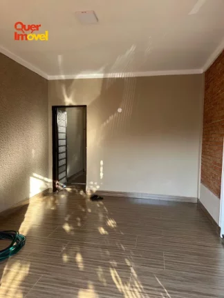 Imagem Casa ampla e bem localizada em Ribeirão Preto-SP, Vila Tibério: 3 quartos, 1 suíte, 1 sala, 2 banheiros, 1 vaga, 112m².