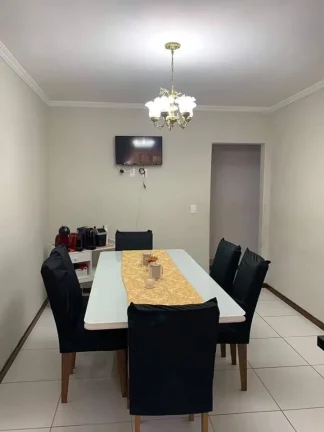 Imagem VENDO CASA DE 3 QUARTOS, LINEAR COM 1.382,00M2 DE TERRENO.