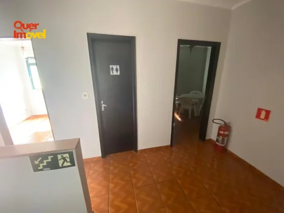 Imagem Imperdível oportunidade: Casa com 4 quartos e 2 suítes para venda ou locação em Campos Elíseos, Ribeirão Preto-SP.