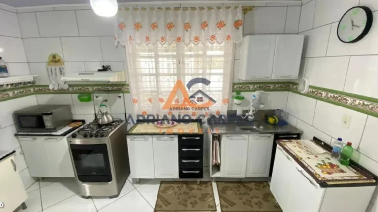 Imagem ALUGUEL Anual Casa com 4 dormitórios no Bairro Gravatá-Penha -SC