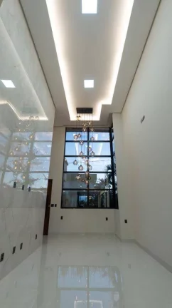 Imagem Sobrado à venda no Parqville Jacarandá - Aparecida de Goiânia/GO