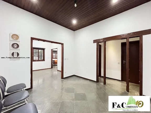 Imagem Casa Comercial para Locação em Limeira, Vila Claudia, 2 dormitórios, 1 suíte, 2 banheiros, 2 vagas