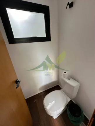 Imagem Linda casa à Venda em Atibaia com Vista para Pedra Grande