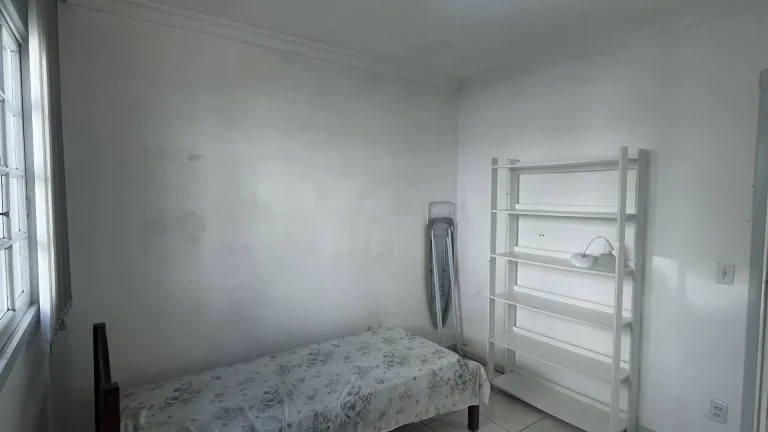 Imagem Apartamento Térreo à Venda com 3 Dormitórios em Canasvieiras – Florianópoli