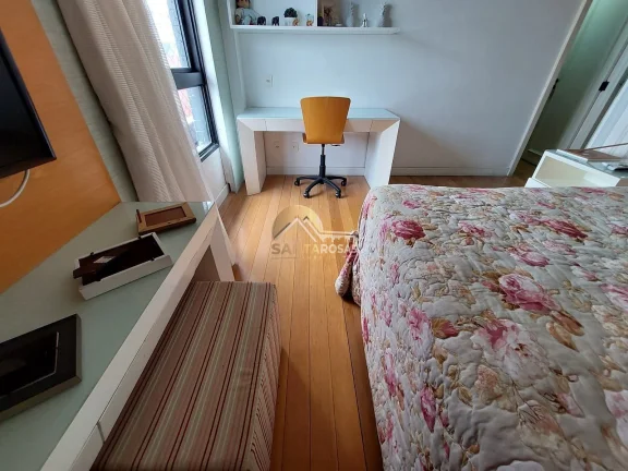 Imagem Apartamento mobiliado de 278m² 1 por andar, 3 suítes, andar alto e vista mar. Varanda gourmet clim