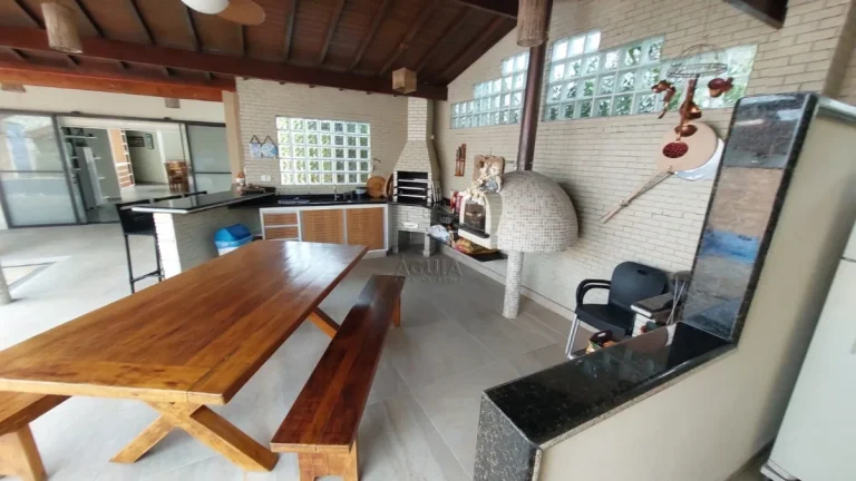 Imagem Casa em Condominio no Bairro do Horto com segurança 24 horas