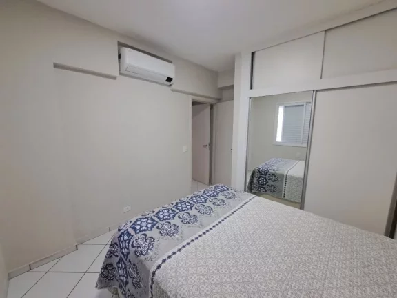 Imagem LINDO APARTAMENTO REFORMADO COM VISTA PARA O MAR