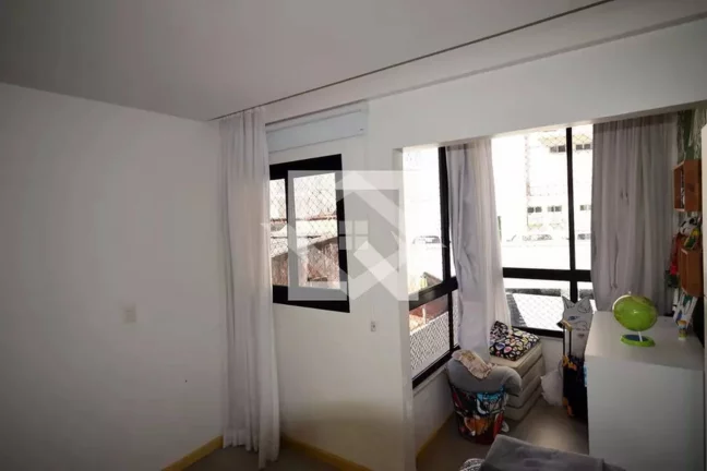 Imagem Apartamento mobiliado de 131m² com 3 quartos e 2 vagas na Barra da Tijuca