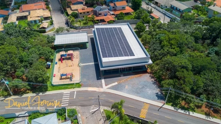 Imagem Terreno plano com 600 m² à venda no condomínio Parque do Mirante