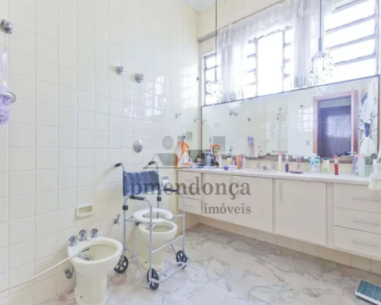 Imagem Cobertura duplex com vista fantástica. Piso inferior com sala para 3 ambientes 4 dormitórios sala ...