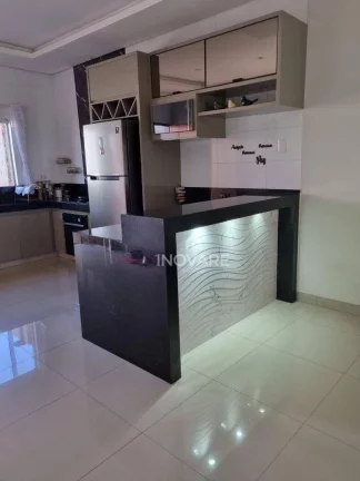 Imagem Casa com 3 dormitórios à venda, 110 m² por R$ 420.000,00 - Alto do Trindade - Itumbiara/GO