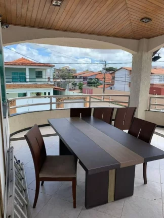 Imagem Casa de Alto Padrão na Atalaia - 4 Quartos, Piscina e Espaço de Churrasqueira - Imperdível!