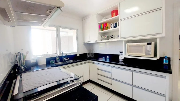 Imagem Apartamento de luxo à venda em Riviera de São Lourenço Módulo 04: 4 quartos, 2 suítes, 2 salas, 2 vagas, 161m².