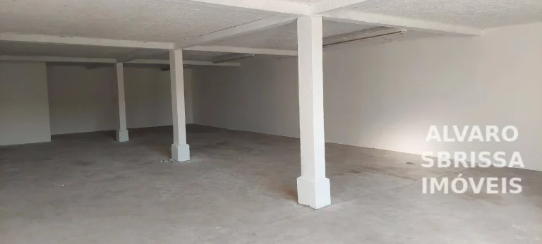 Imagem Galpão comercial com 700 m2 mais 200 m2 no subsolo para locação no B São Luíz em Itu SP localização perfeita para comércios em geral ou igrejas