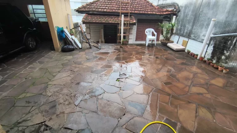 Imagem Terreno à venda em Porto Alegre, Petrópolis, 327m2