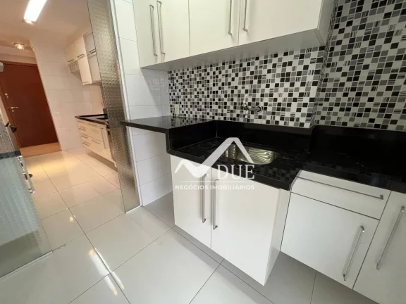 Imagem Apartamento com 2 dormitórios à venda, 94 m² por R$ 1.248.000,00 - Gonzaga - Santos/SP