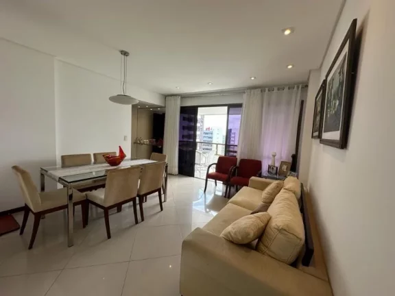 Imagem A 5ª Avenida Imóveis selecionou esse charmoso apartamento de 2/4 + dependências, atualmente revertido gabinete, podendo ser 3 Suites totais, 02 vagas