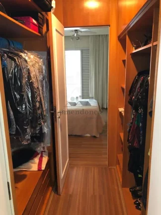 Imagem Apartamento em Higienópolis com 3 quartos (2 suítes) e 3 vagas, 196m²
