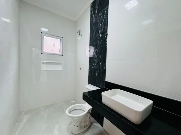Imagem Casa para Venda em Mongaguá, Vila Atlantica, 3 dormitórios, 2 suítes, 2 banheiros, 4 vagas