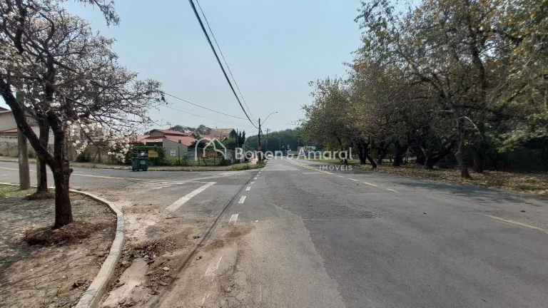 Imagem Terreno plano, em meio de quadra, com 350m2, sendo 14 metros de frente, no Parque Alto Taquaral, loc...