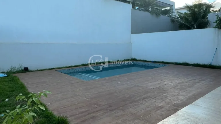 Imagem Casa em Condomínio à Venda em Campo Grande-MS - Residencial Damha III: 3 Quartos, 3 Suítes, 3 Salas, 5 Banheiros, 6 Vagas, 280m².